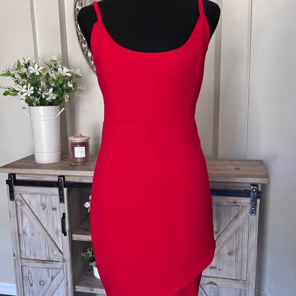 Guess Vibrant Red Midi Dress